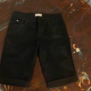 Black knee length curve shorts new never worn